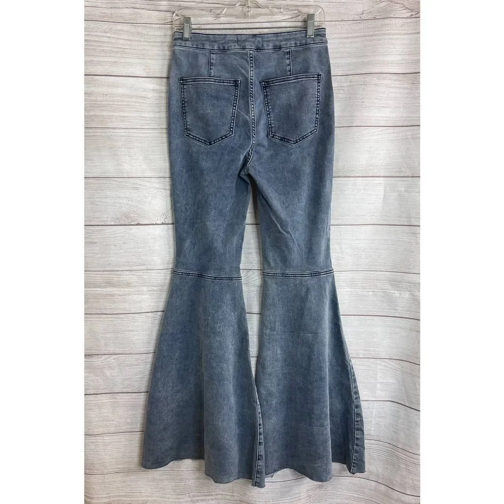 Free People Just Float Cloudy Indigo Flare Jeans Size 27 New Boho Festival - Picture 5 of 9